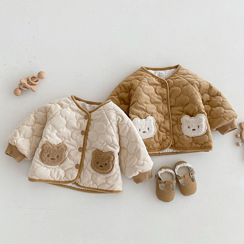 Winter Clothing Baby - เสื้อผ้าเด็กฤดูหนาวปี 2025 ลายหมีน่ารัก เสื้อแจ็คเก็ตสองด้านสำหรับเด็กชายและเด็กหญิง เสื้อผ้าแฟชั่นเด็ก เสื้อแจ็คเก็ตบุนวมสำหรับฤดูใบไม้ร่วง